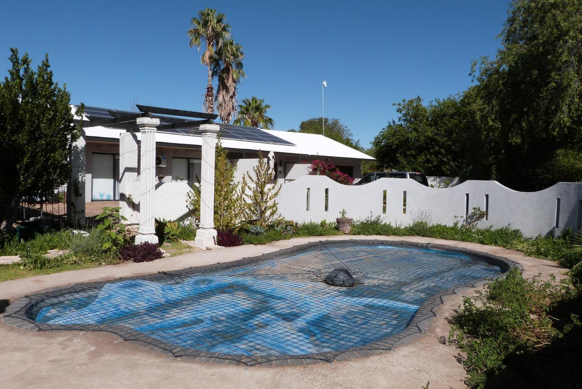 Appartement Hannah'S Haven Studio Deluxe - No Loadshedding à Beaufort West Extérieur photo